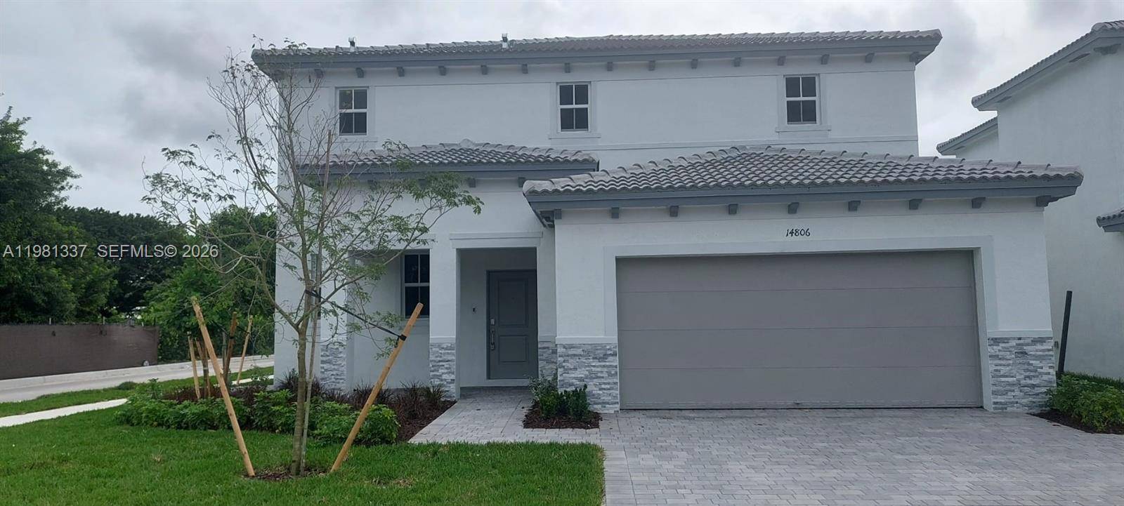 14806 SW 163rd StMiami - picture