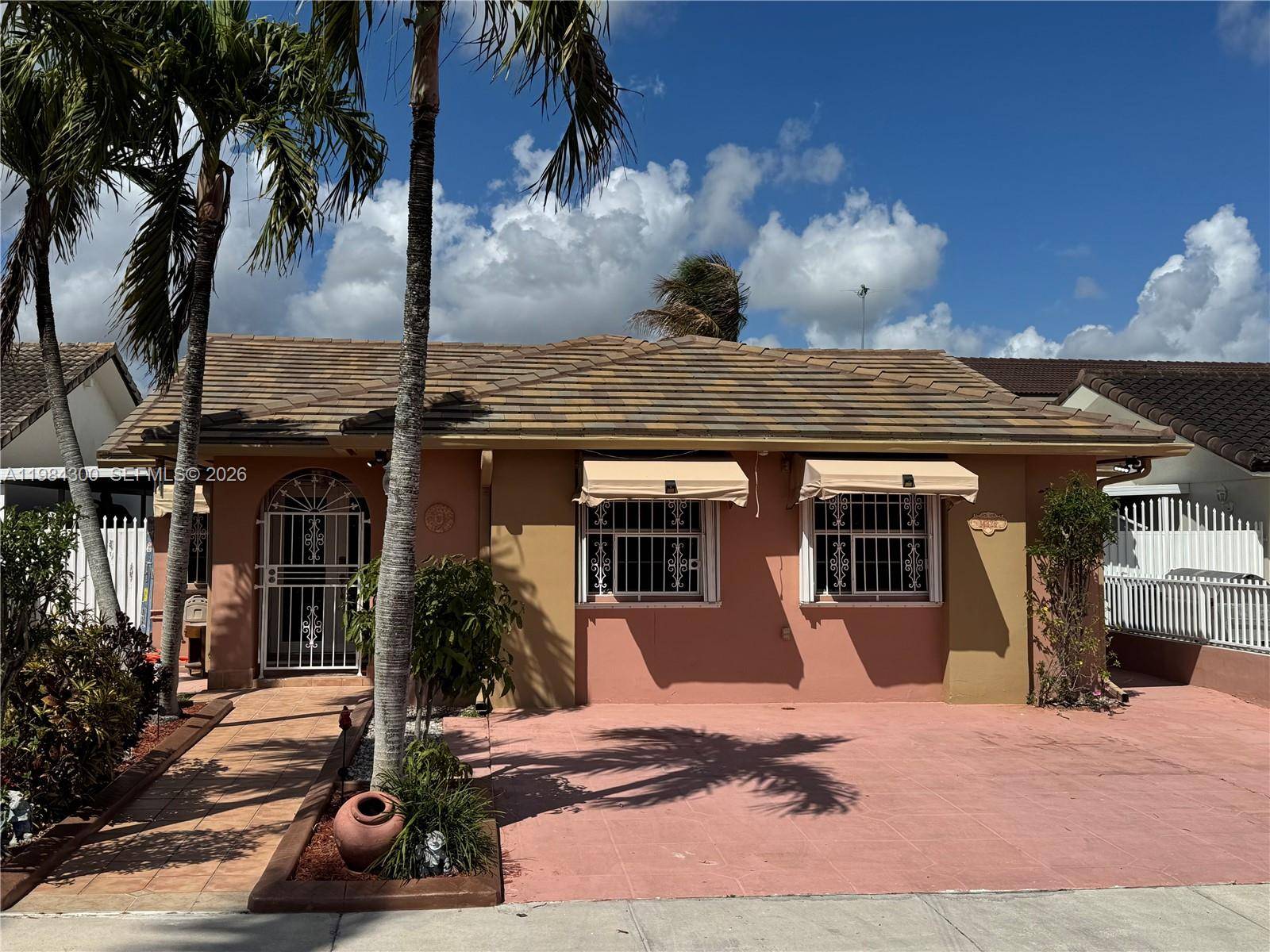 14325 SW 11th TerMiami - picture