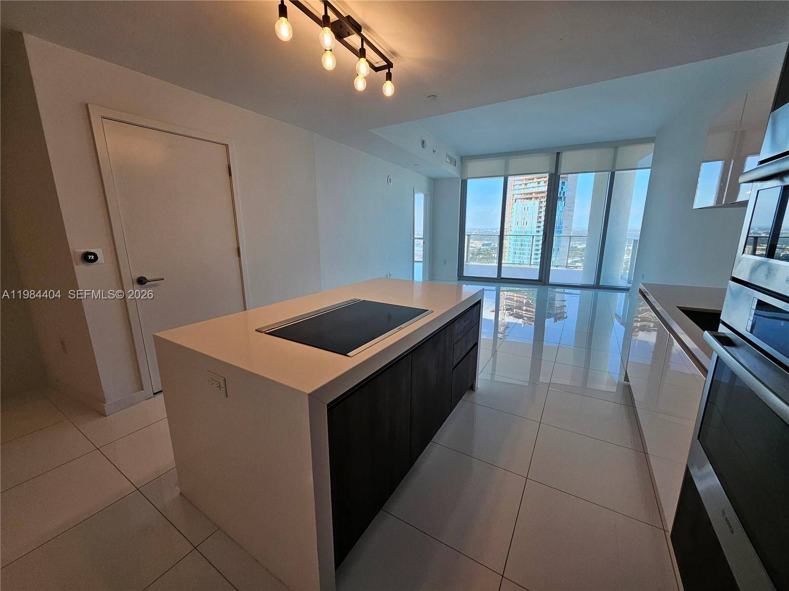 851 NE 1st AveMiami - Condo/Co-Op/Annual,Condo condo unit 4000 - picture