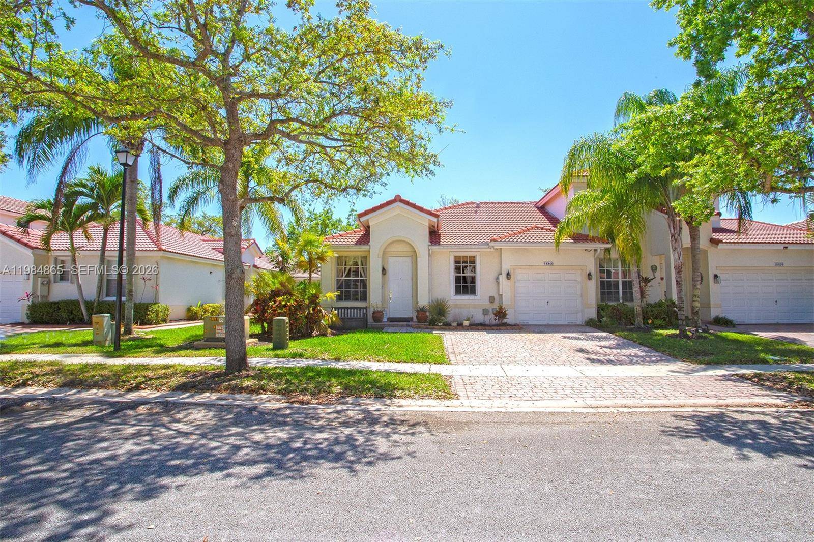18860 SW 25th CtMiramar - picture
