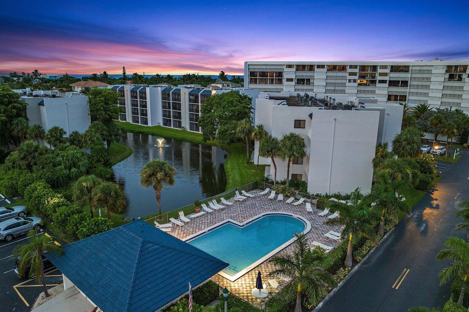 1605 S Us Hwy 1Jupiter - Condo condo unit E104 - picture