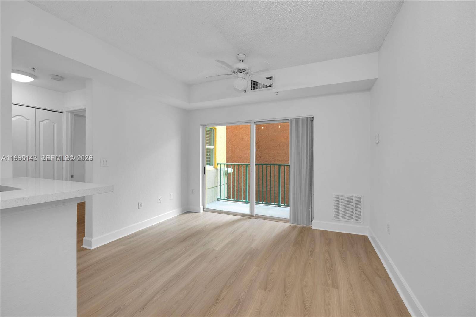 6001 SW 70 StreetSouth Miami - Condo 5+ Stories,Condo condo unit 208 - picture