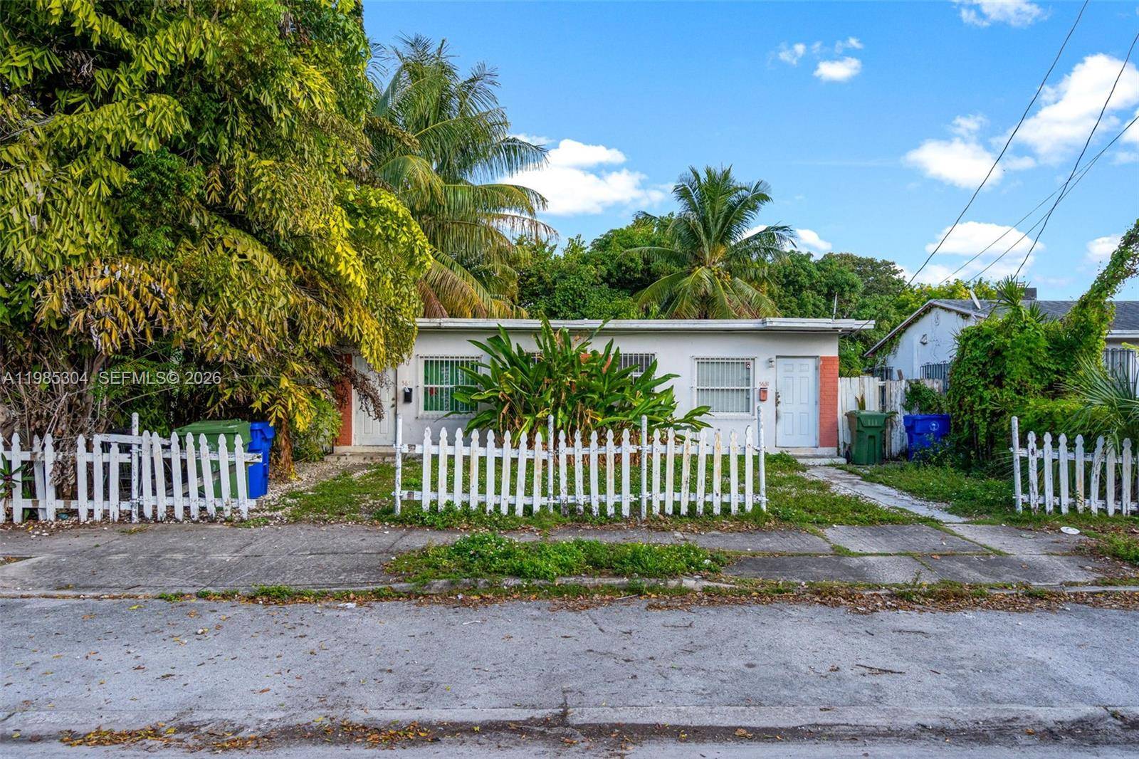 5631 NW 5th CtMiami - picture