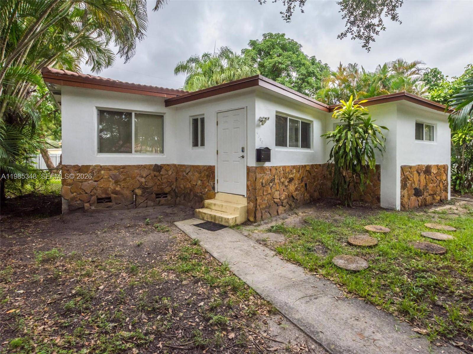 6300 NW 41st StVirginia Gardens - picture