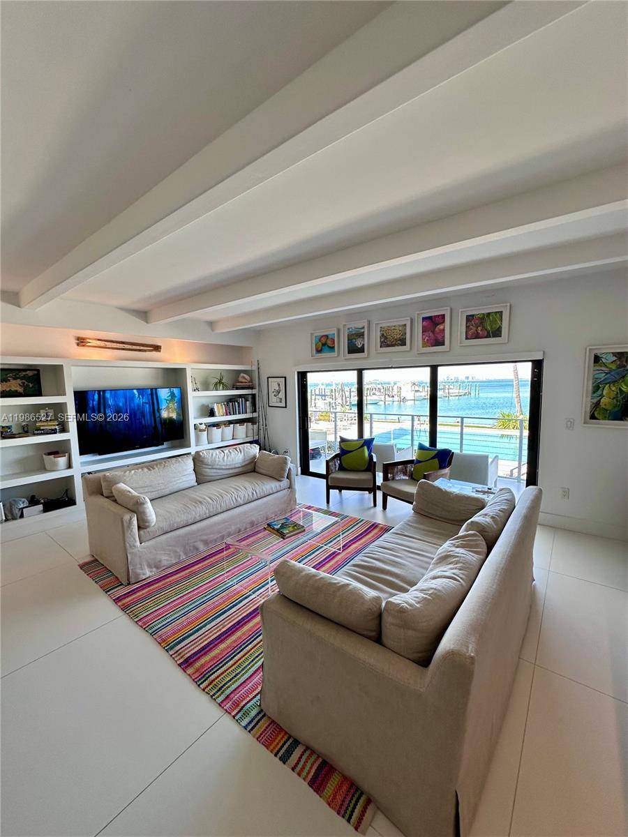 166 HARBOR DRKey Biscayne - Condo/Co-Op/Annual,Condo condo unit 6B - picture