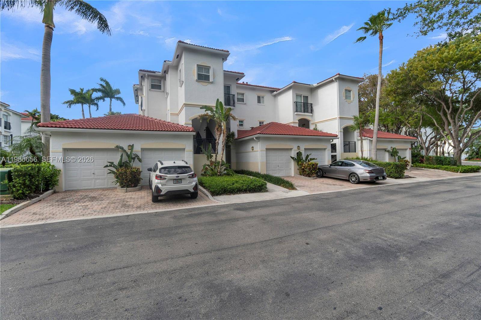 3235 NE 184th StAventura - Condo 5+ Stories,Condo condo unit 11103 - picture