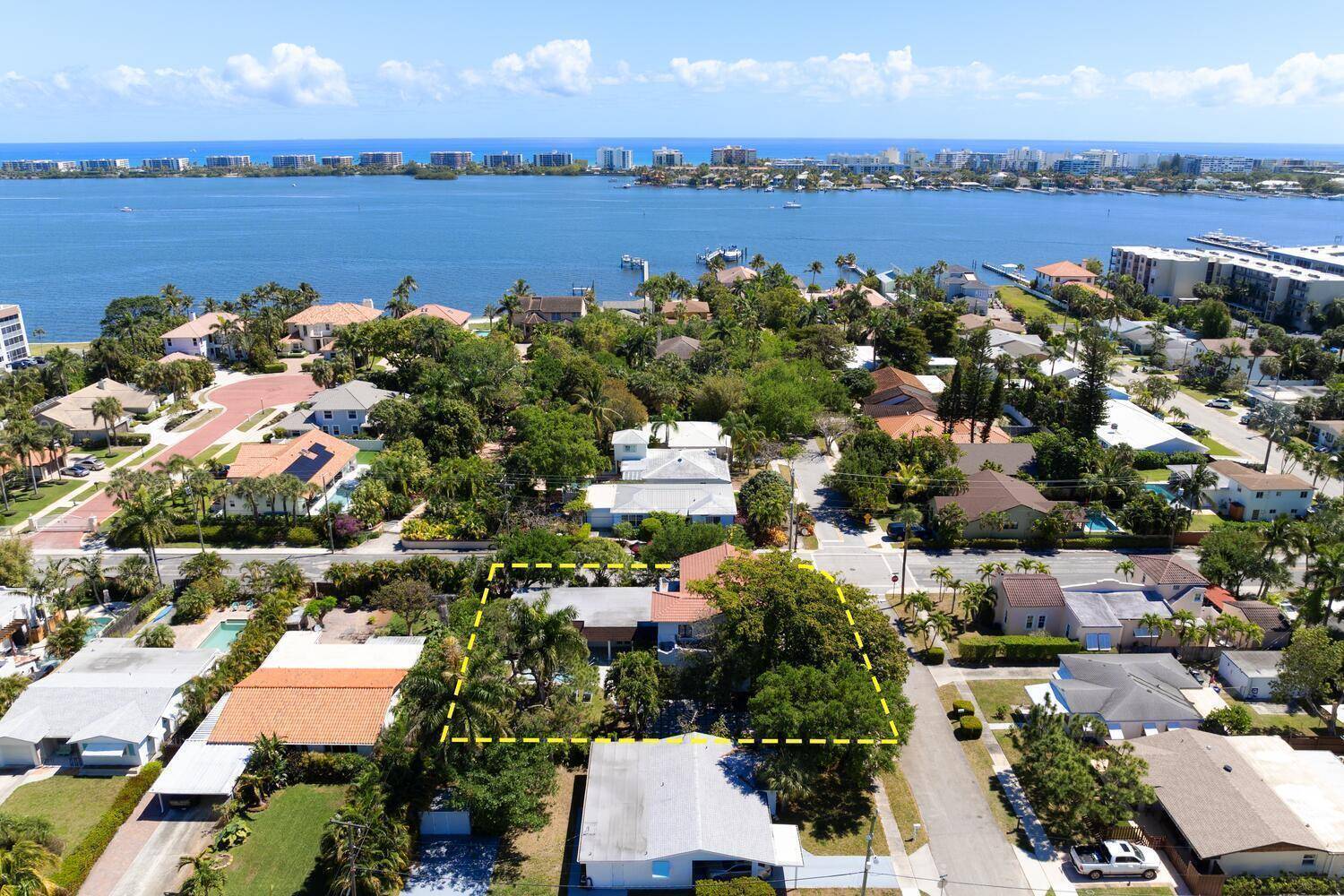 1629 S Lakeside - picture