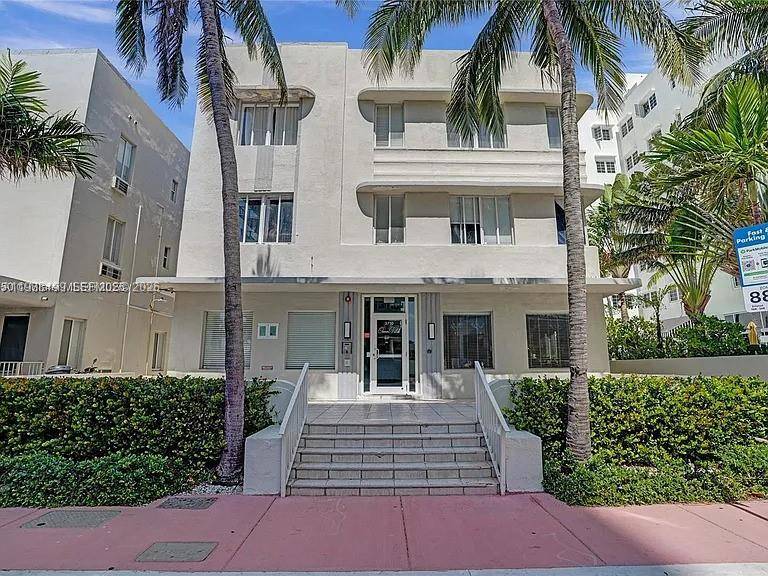 3710 Collins AveMiami Beach - Condo 1-4 Stories,Condo condo unit N-310 - picture