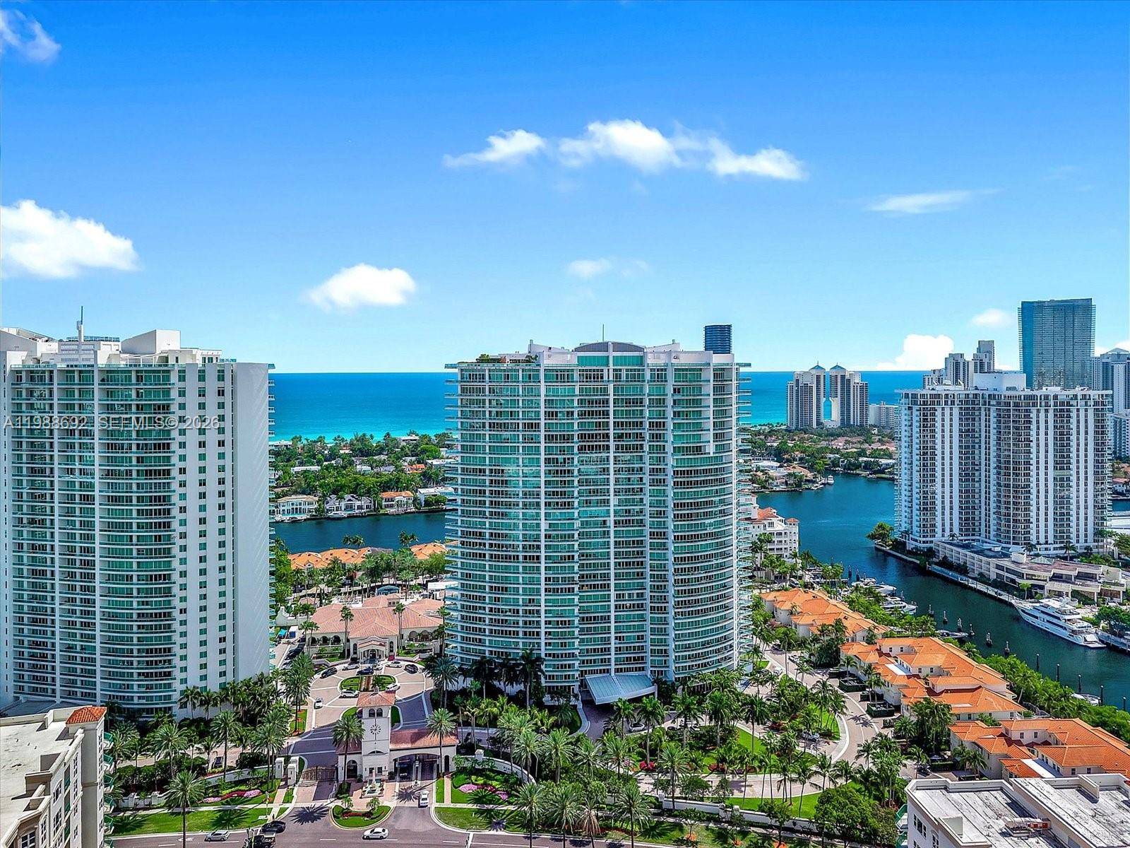 19955 NE 38th CtAventura - Condo/Co-Op/Annual,Condo condo unit 2202 - picture