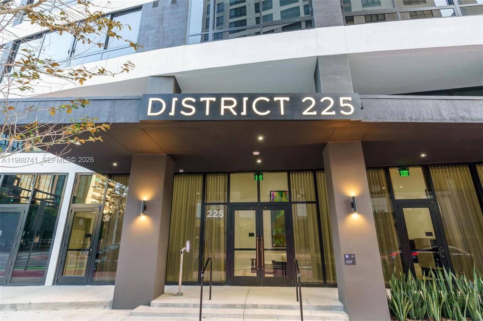 225 N Miami AveMiami - Condo/Co-Op/Seasonal,Condo condo unit 1709 - picture