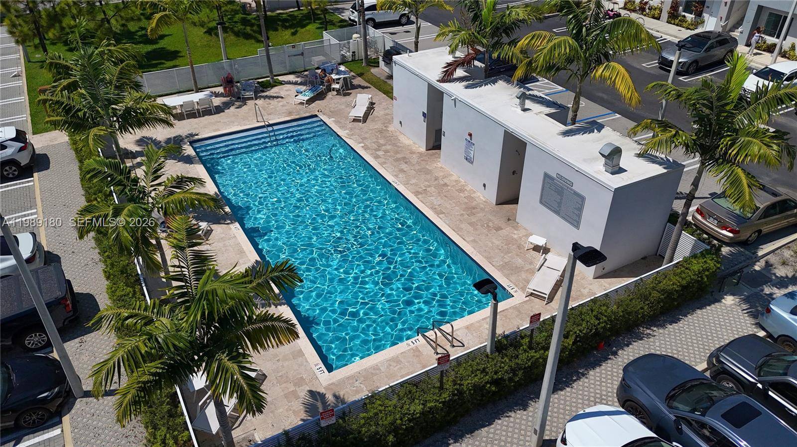 2555 NE 193rd StMiami - Condo 1-4 Stories,Condo condo unit 2122 - picture