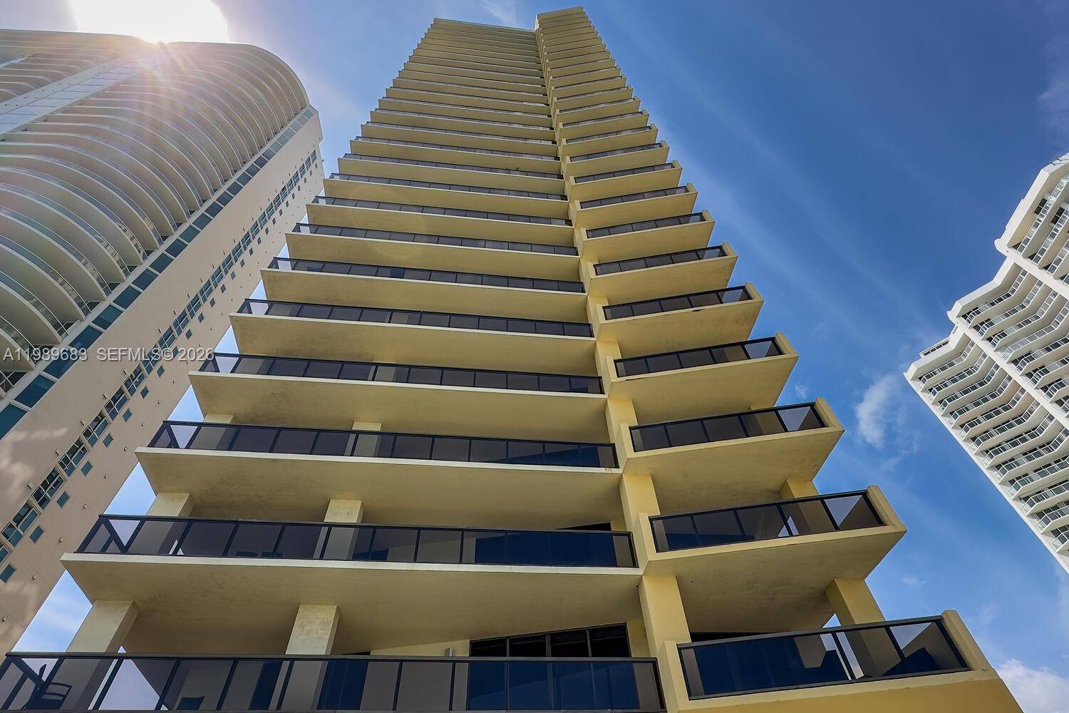 16275 COLLINS AVSunny Isles Beach - Condo/Co-Op/Annual,House condo unit 2303 - picture