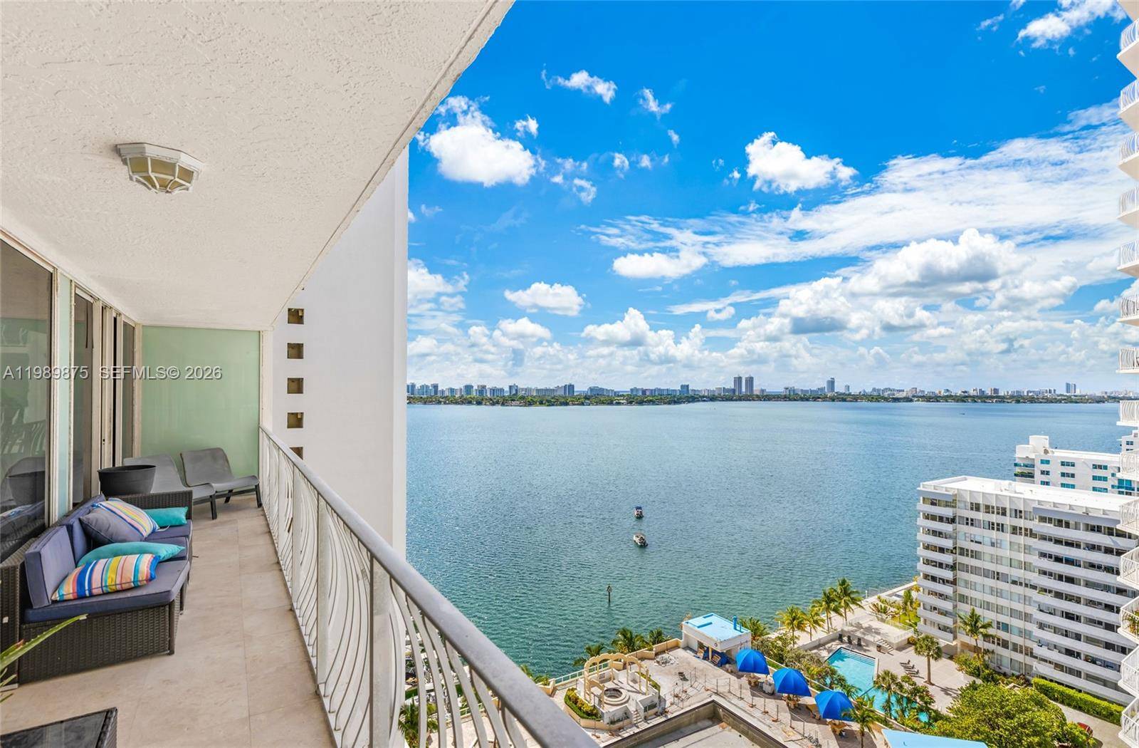 7601 E Treasure DrNorth Bay Village - Condo 5+ Stories,Condo condo unit 1924 - picture