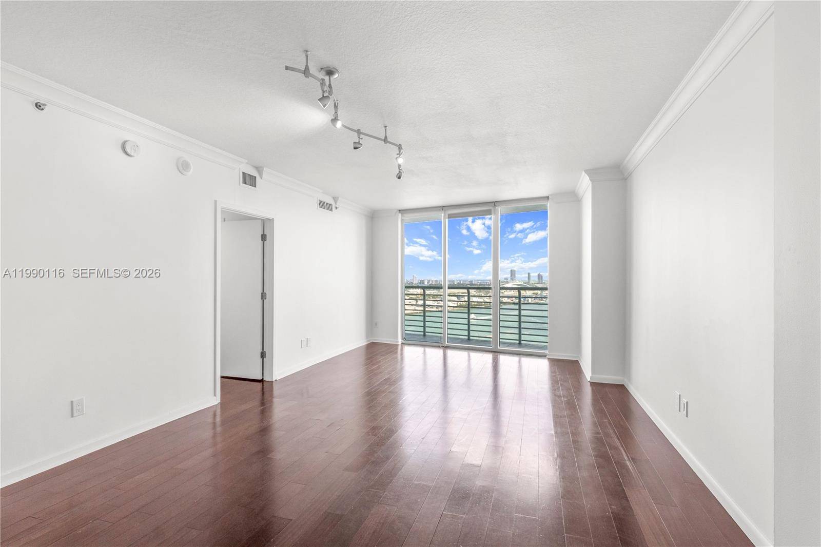 335 S Biscayne BlvdMiami - Condo/Co-Op/Annual,Condo condo unit 2512 - picture