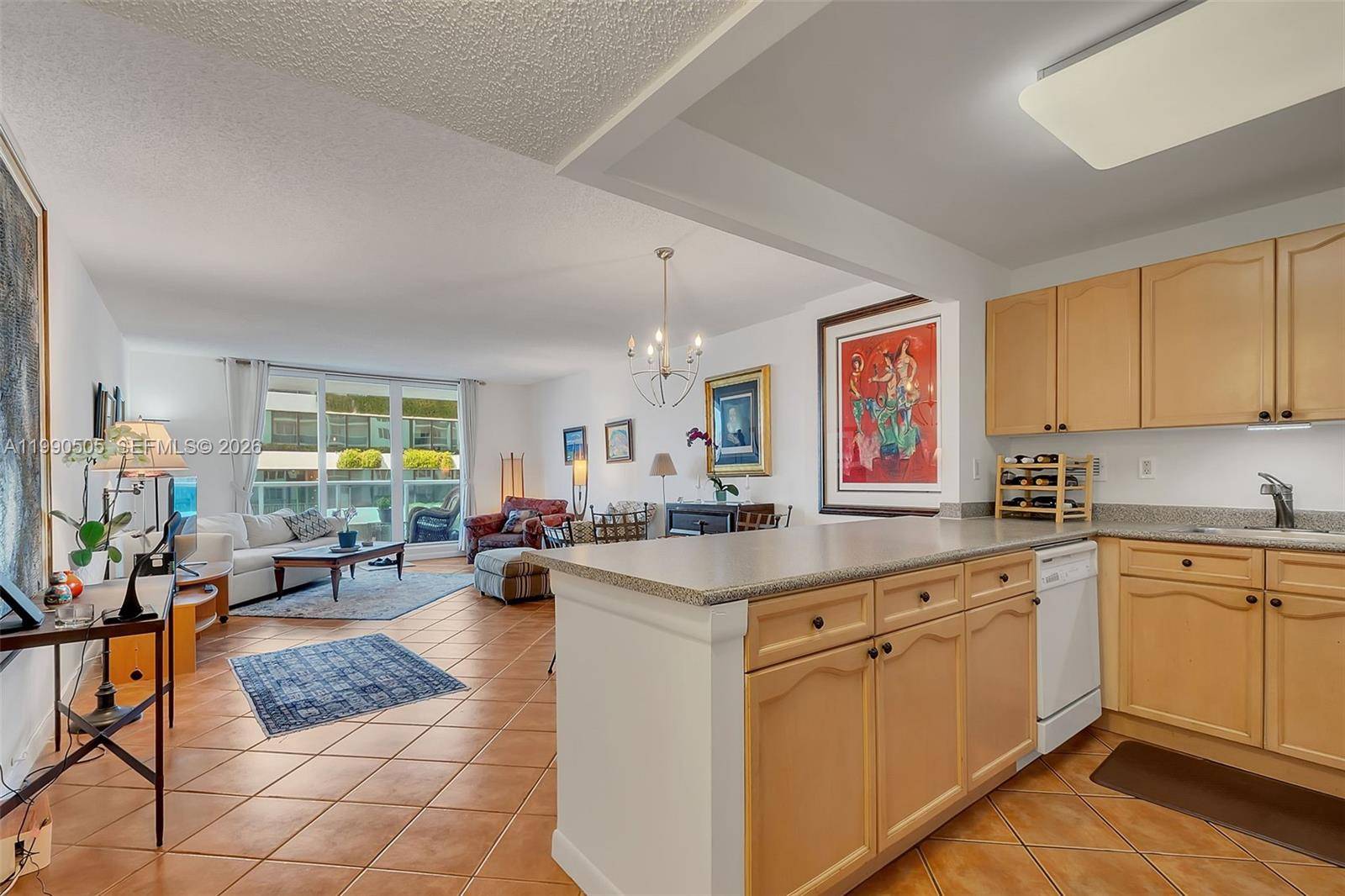 2301 Collins AveMiami Beach - Condo/Co-Op/Annual,Condo condo unit 533 - picture