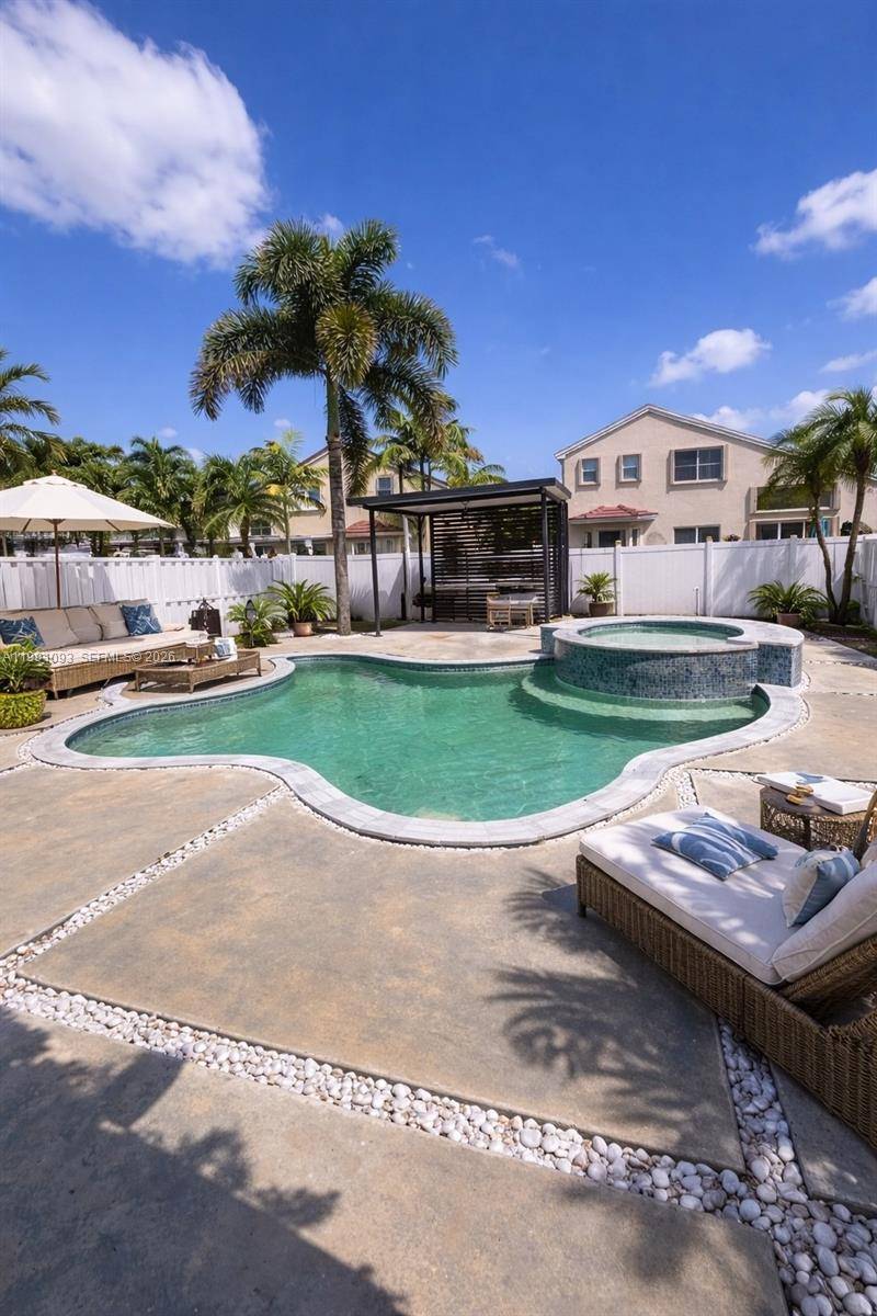 19227 NW 22nd StPembroke Pines - Single Family-Annual,House condo unit 19227 - picture