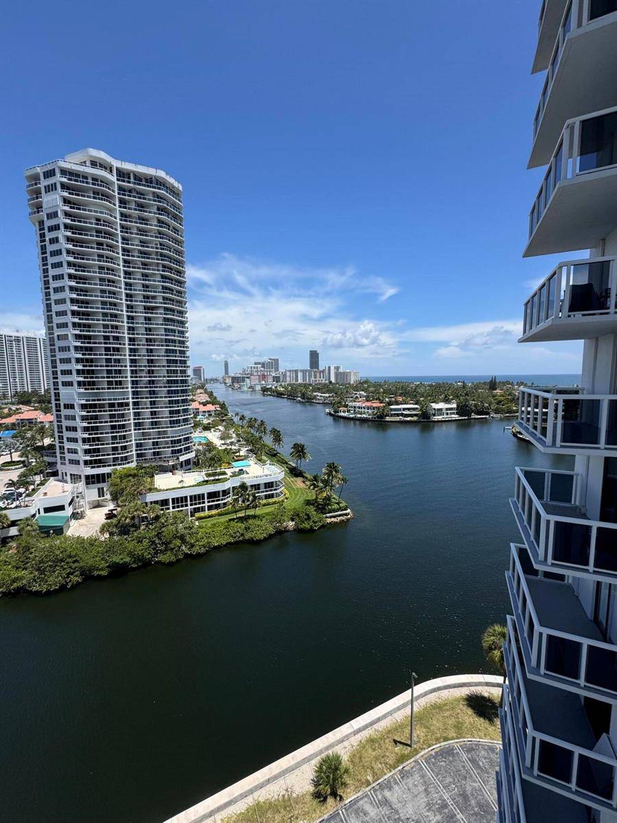 20515 E Country ClubMiami - Condo condo unit 1442 - picture