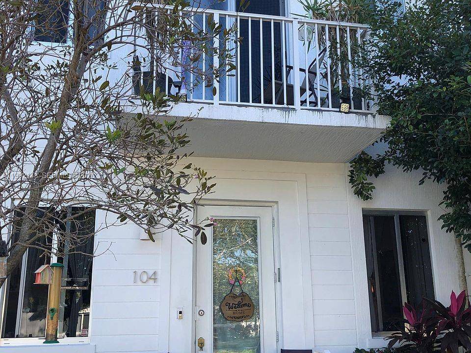 2601 NE 212th TerMiami - Condo/Co-Op/Annual,Apartment condo unit 104 - picture