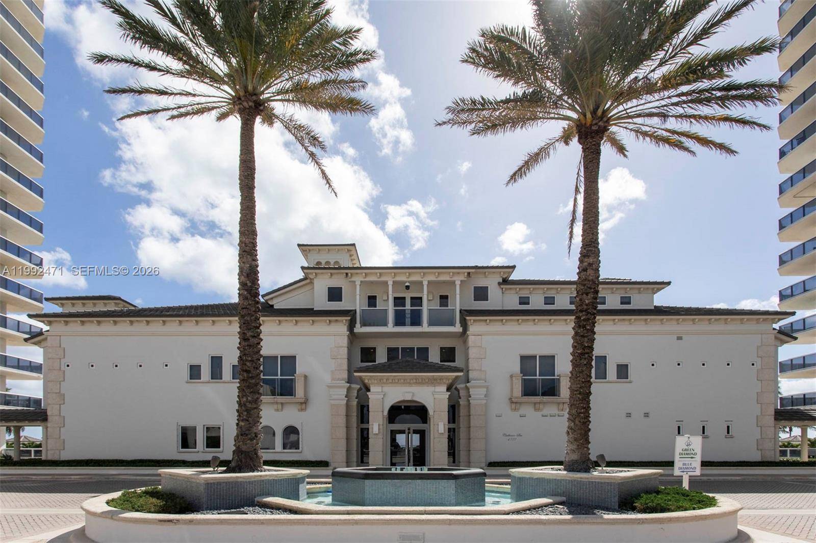 4779 Collins AveMiami Beach - Condo/Co-Op/Annual,Condo condo unit 808 - picture