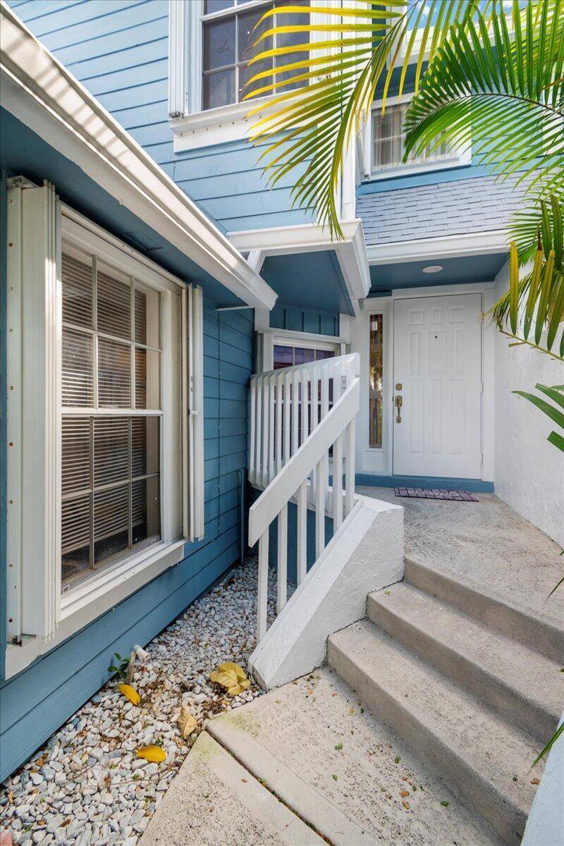 1121 Ocean DunesJupiter - picture