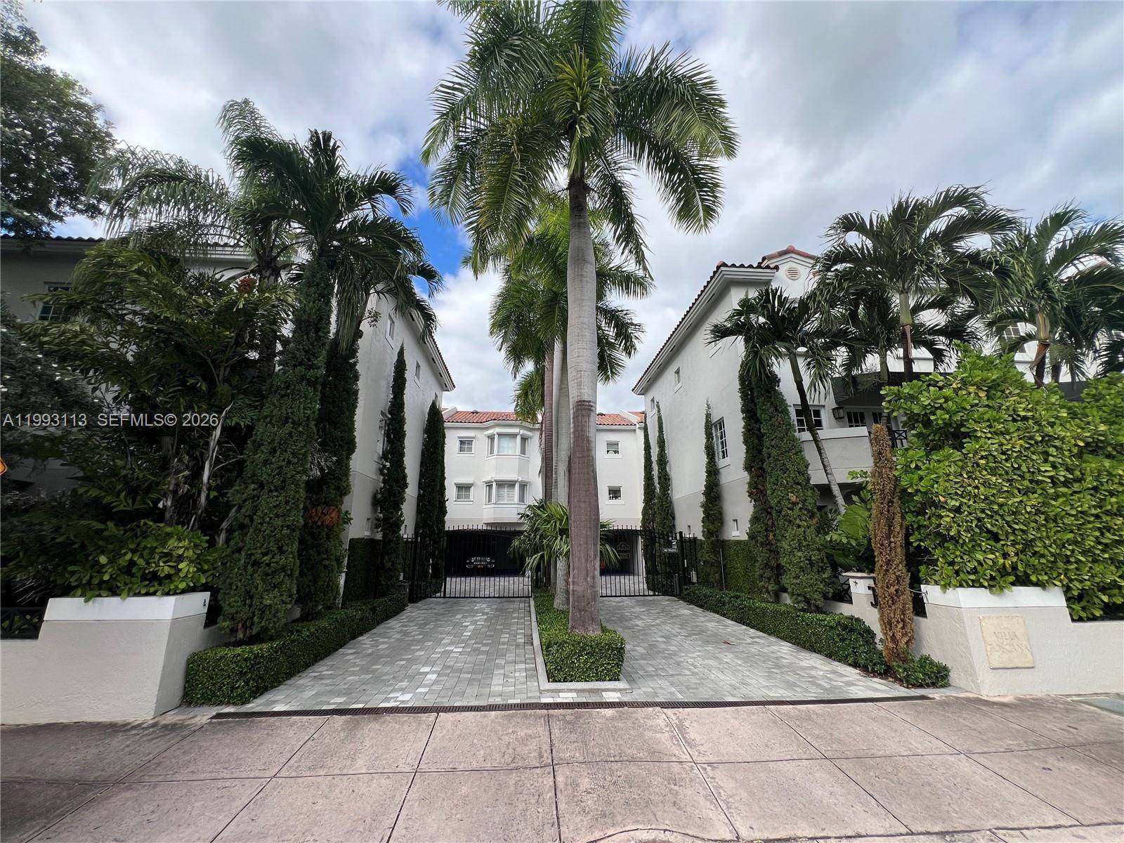261 Navarre AveCoral Gables - Condo/Co-Op/Annual,Condo condo unit A-4 - picture