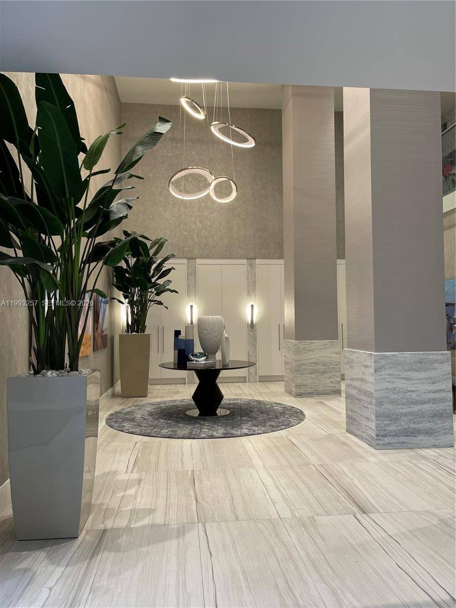 2301 S Ocean DrHollywood - Condo/Co-Op/Annual,Condo condo unit 607 - picture