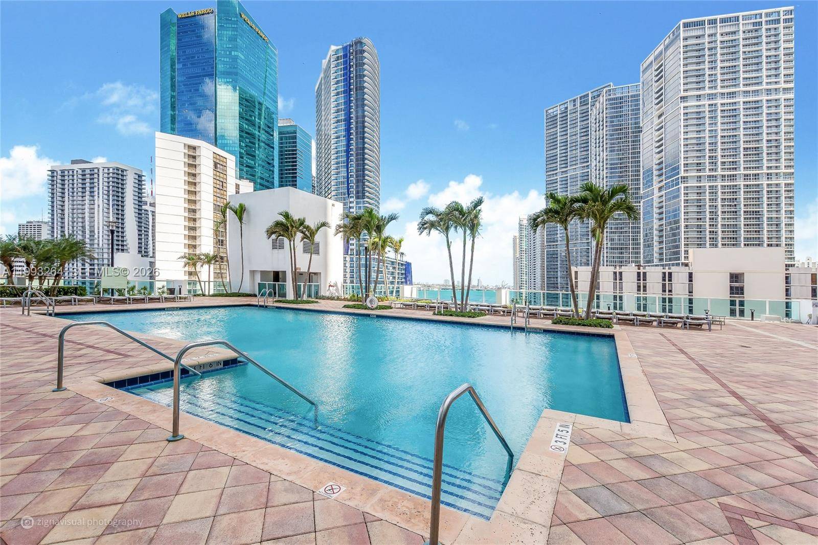 31 SE 5th StMiami - Condo/Co-Op/Annual,Condo condo unit 2708 - picture