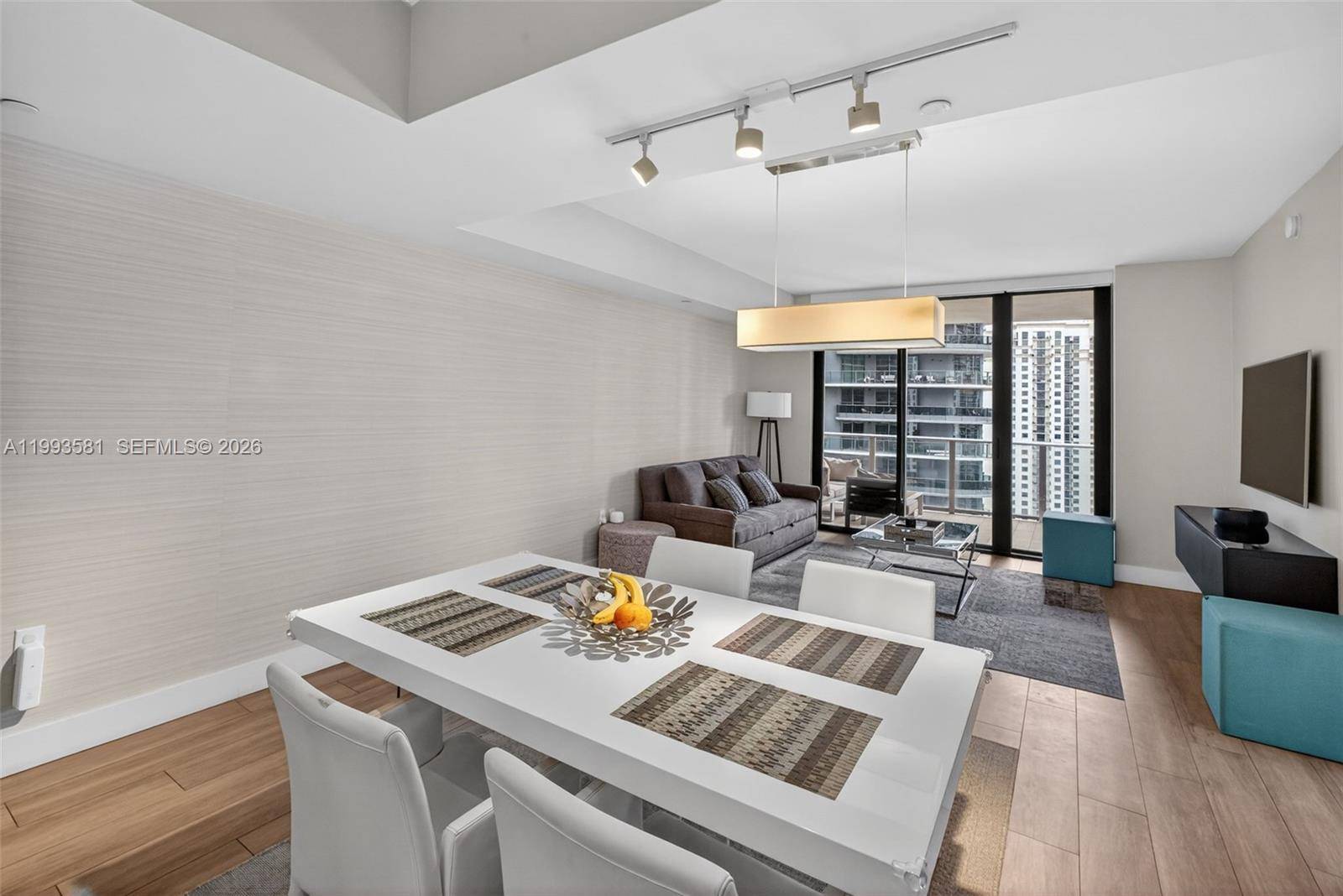 1010 Brickell AveMiami - Condo/Co-Op/Annual,Condo condo unit 2611 - picture