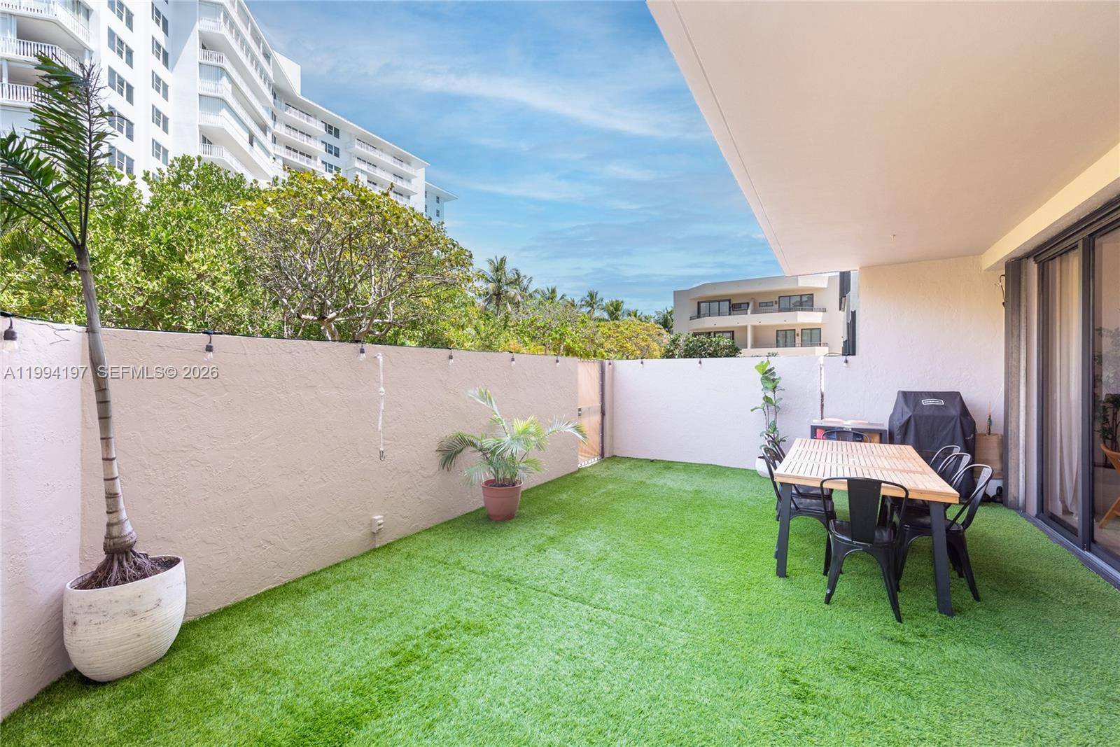 251 Crandon BlvdKey Biscayne - Condo/Co-Op/Annual,Condo condo unit 141 - picture