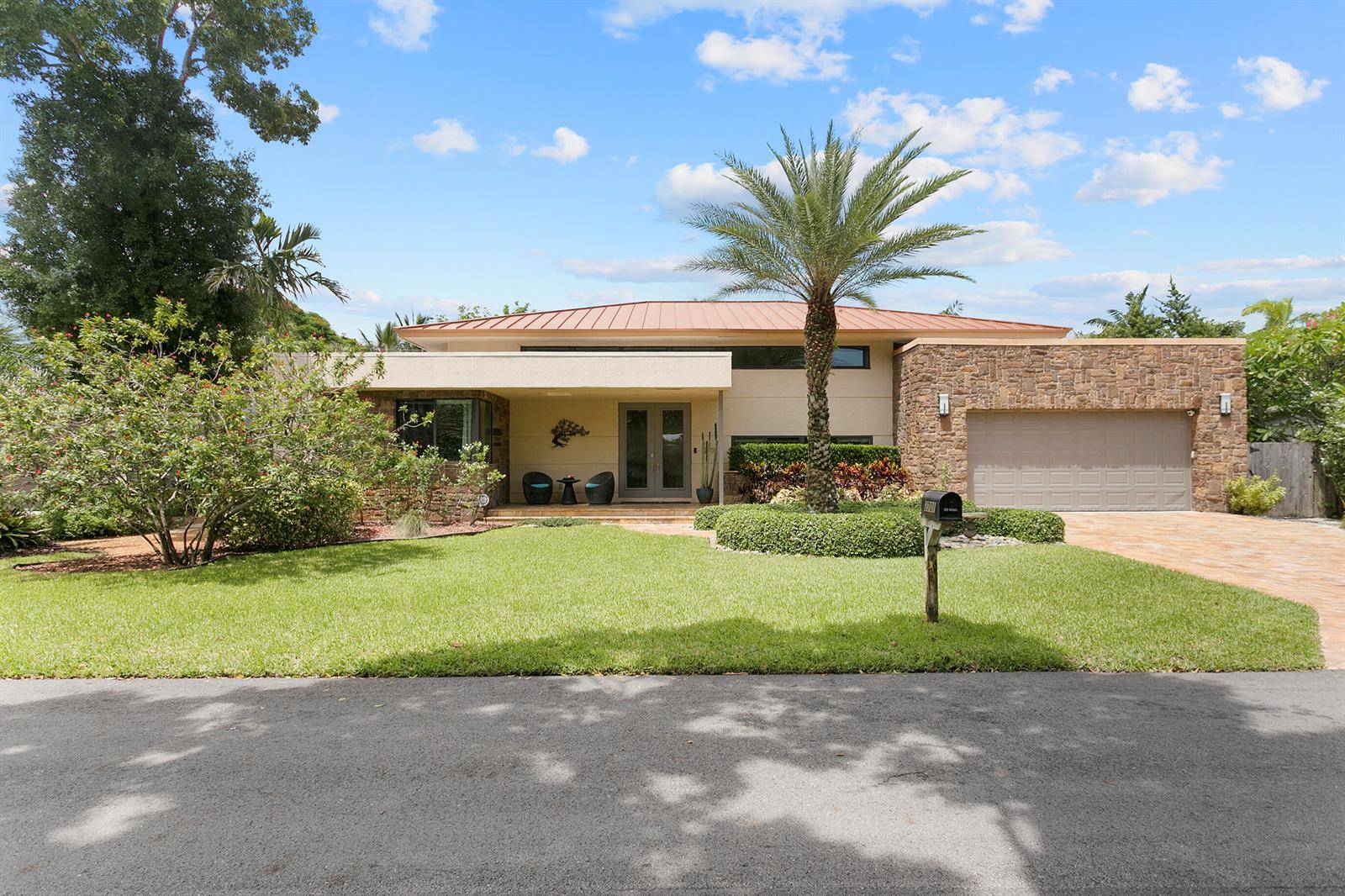 2701 NE 2ndWilton Manors - picture