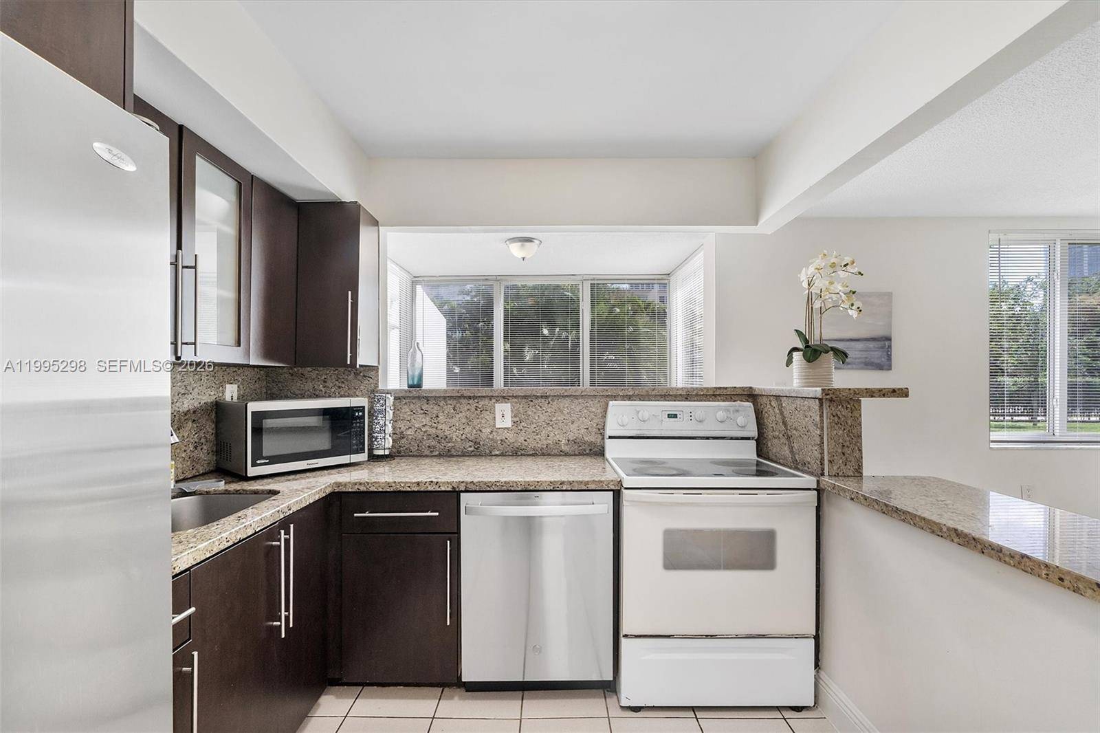 250 180th DrSunny Isles Beach - Condo 5+ Stories,Condo condo unit 158 - picture