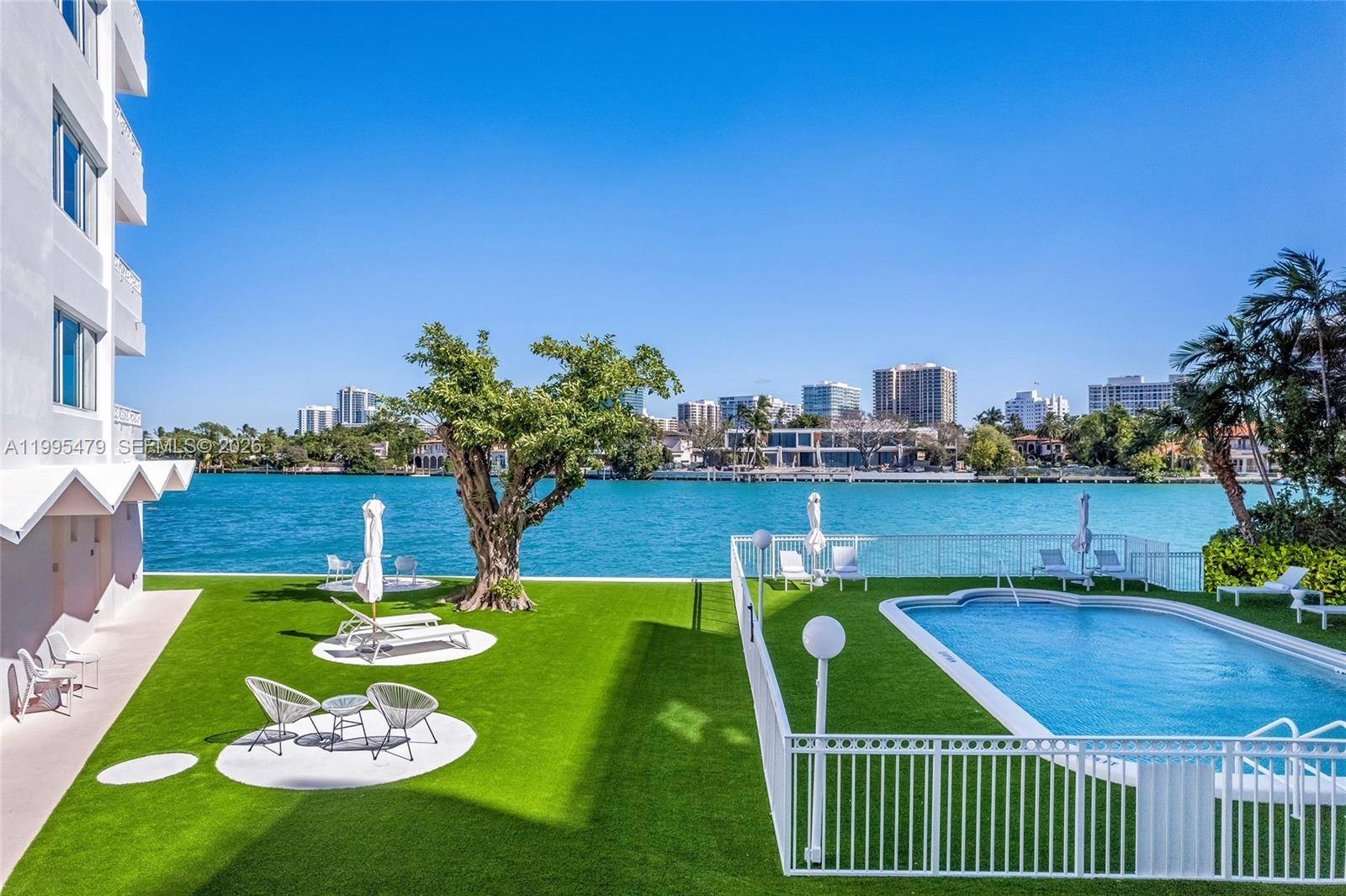 9881 E Bay Harbor DrBay Harbor Islands - Condo/Co-Op/Seasonal,Condo condo unit 401 - picture