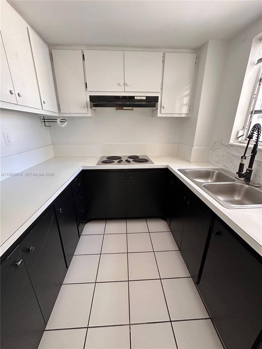 3301 NE 5th AveMiami - Apartments-Annual,Condo condo unit 618 - picture
