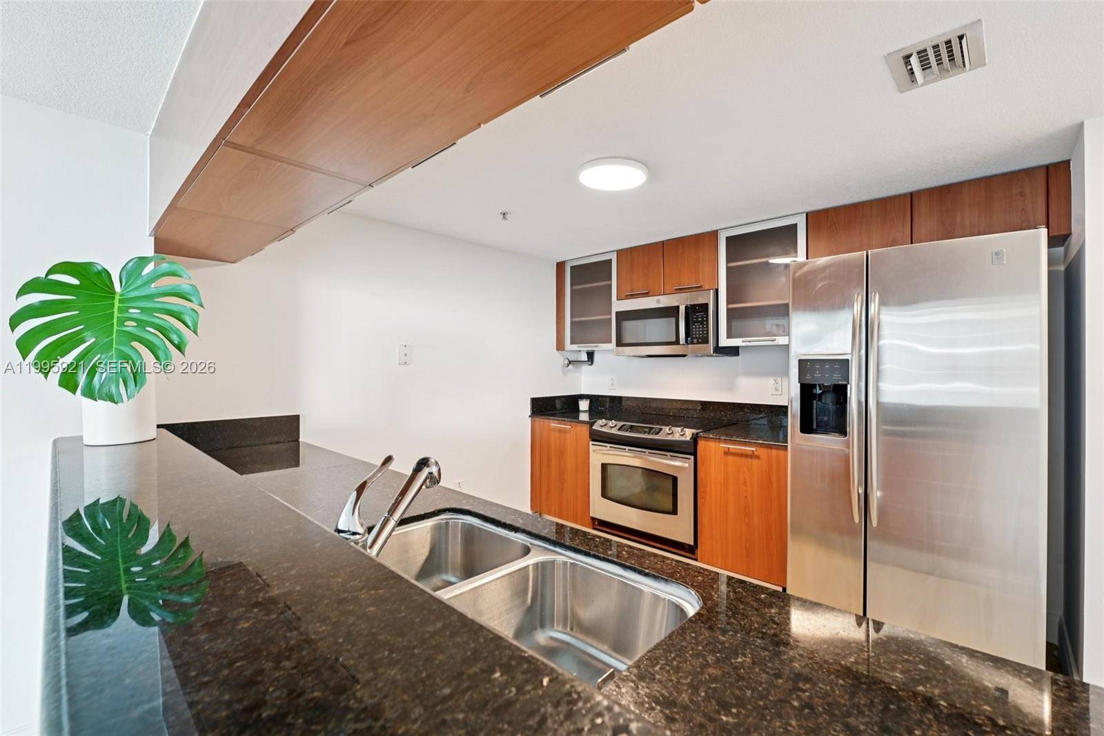 1800 N Bayshore DrMiami - Condo/Co-Op/Annual,Condo condo unit 2811 - picture