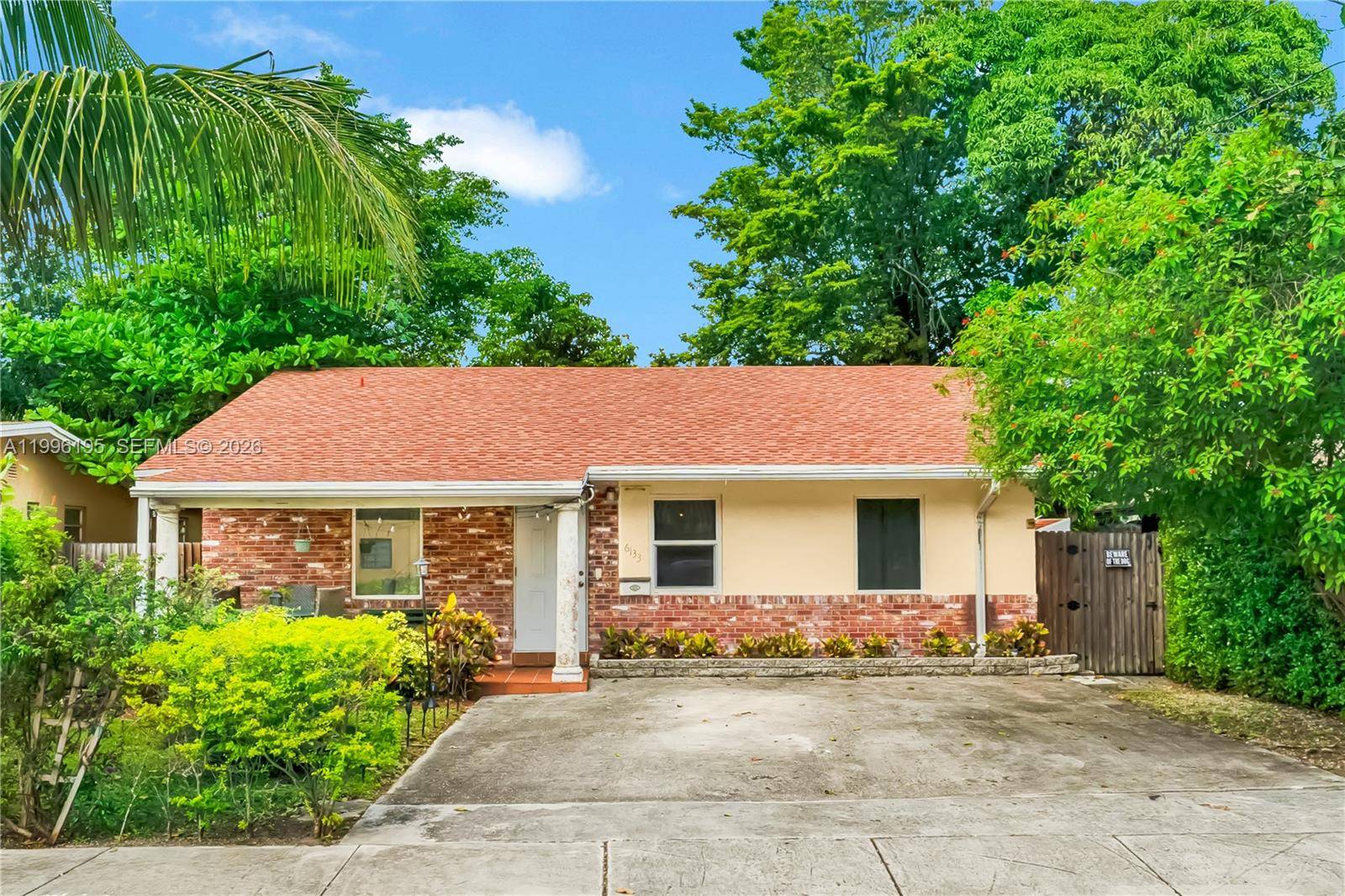 6133 SW 62nd TerSouth Miami - picture