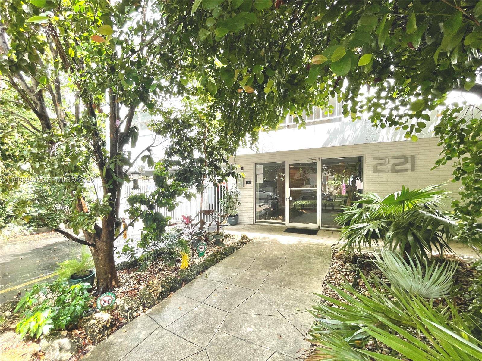 221 Meridian AveMiami Beach - Condo/Co-Op/Annual,Condo condo unit 507 - picture