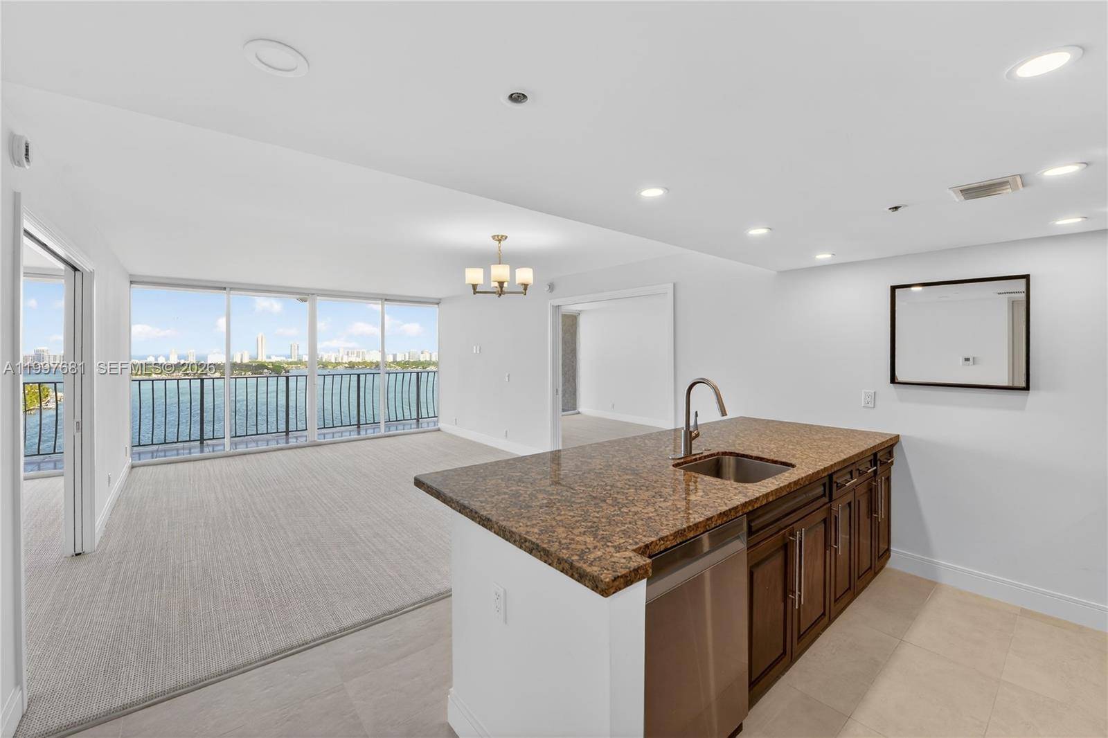 7601 E Treasure DrNorth Bay Village - Condo 5+ Stories,Condo condo unit 2319 - picture