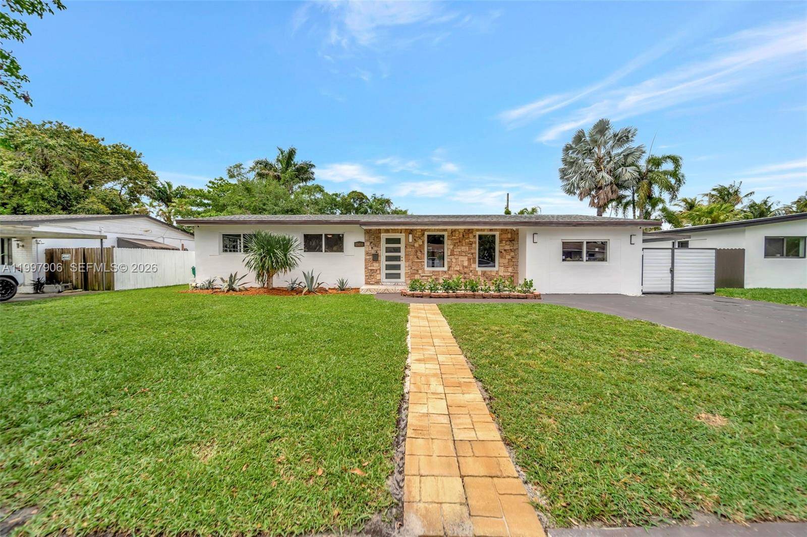15010 NE 7th AveMiami - picture