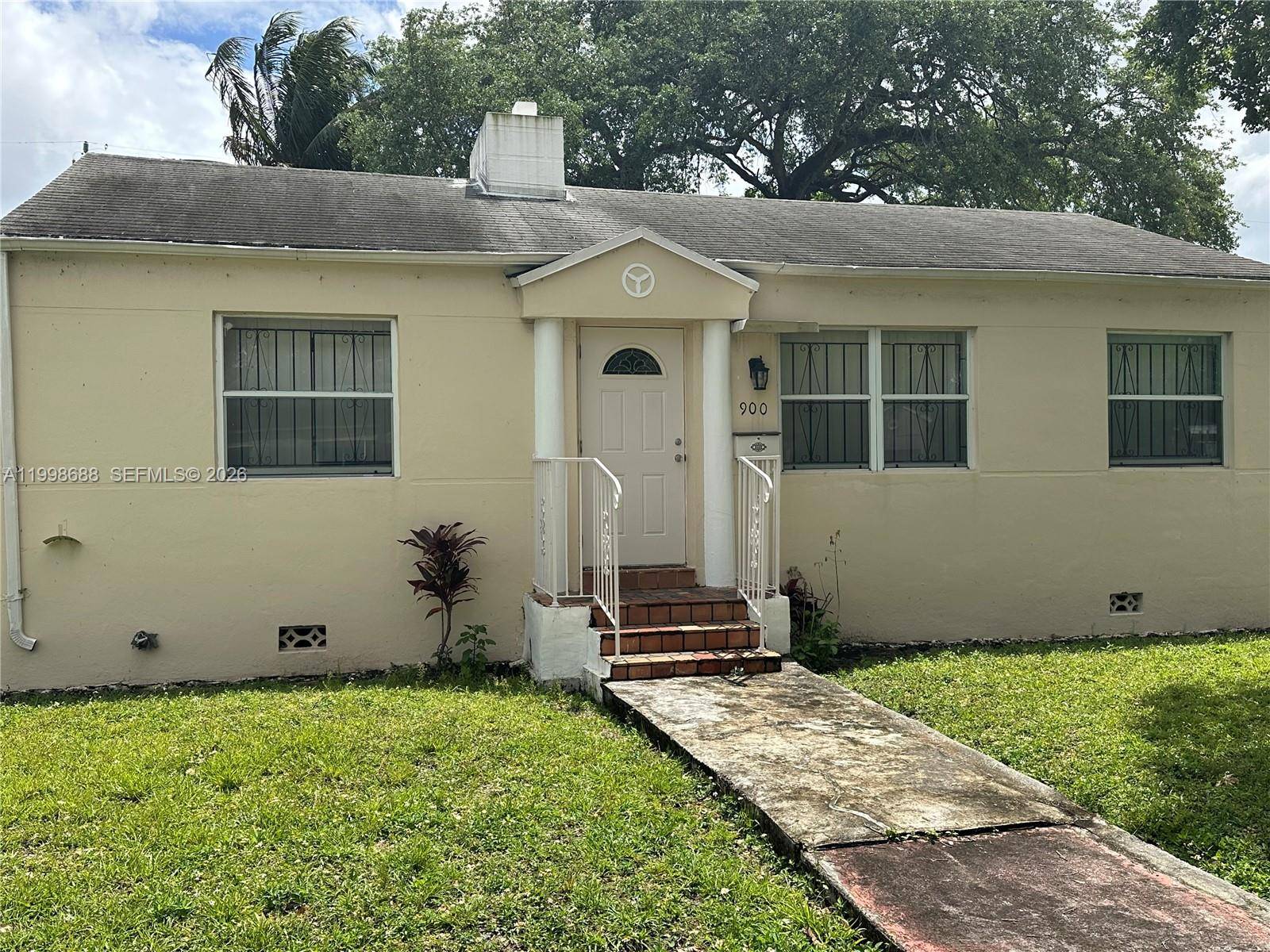 900 NW 75th StMiami - picture