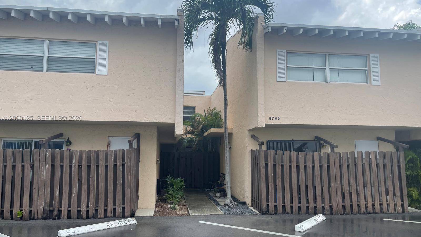 8741 NE 4th Ave RdMiami Shores - Townhouse,Condo condo unit 8741 - picture
