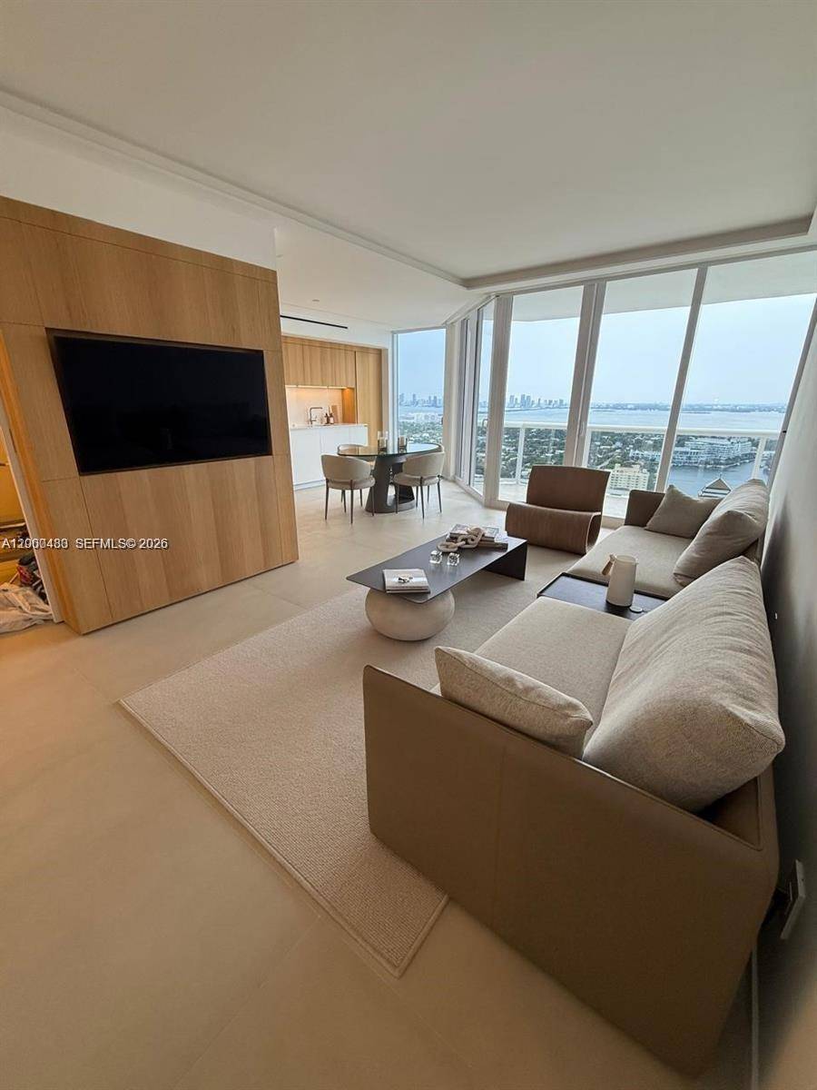 4775 Collins AveMiami Beach - Condo/Co-Op/Annual,Condo condo unit 3706 - picture