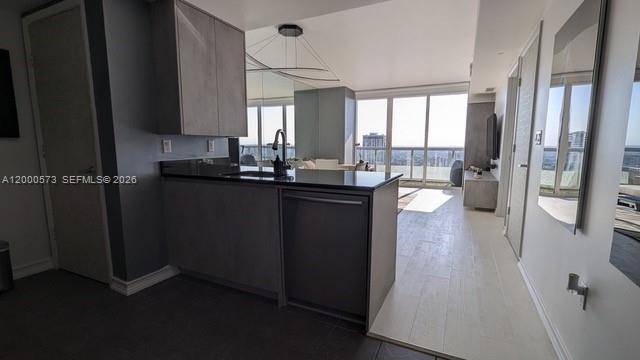 50 Biscayne BlvdMiami - Condo/Co-Op/Annual,Condo condo unit 5107 - picture