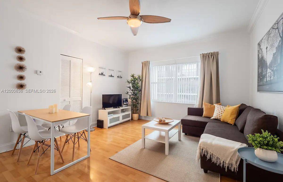 2615 Collins AveMiami Beach - Condo 1-4 Stories,Condo condo unit 37 - picture