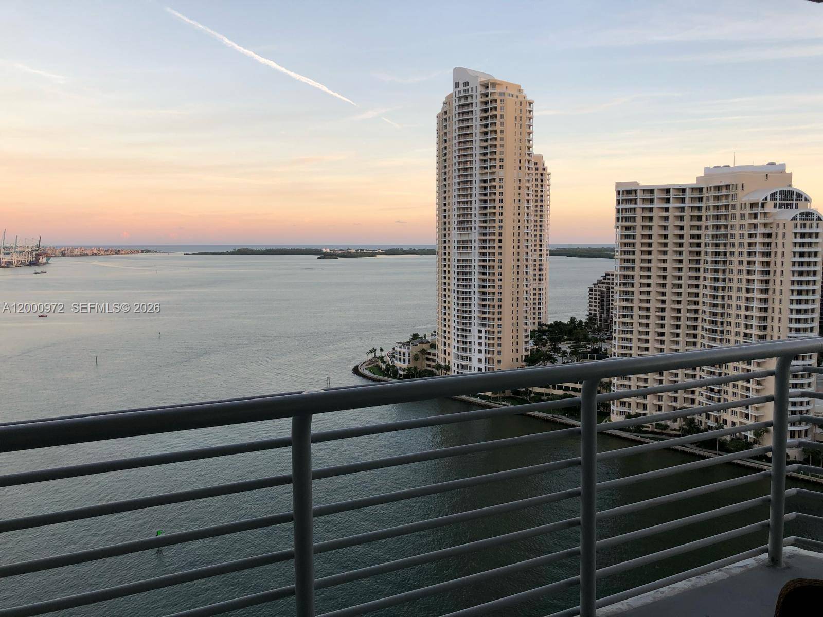 325 Biscayne BlvdMiami - Condo/Co-Op/Annual,Condo condo unit 25 - picture