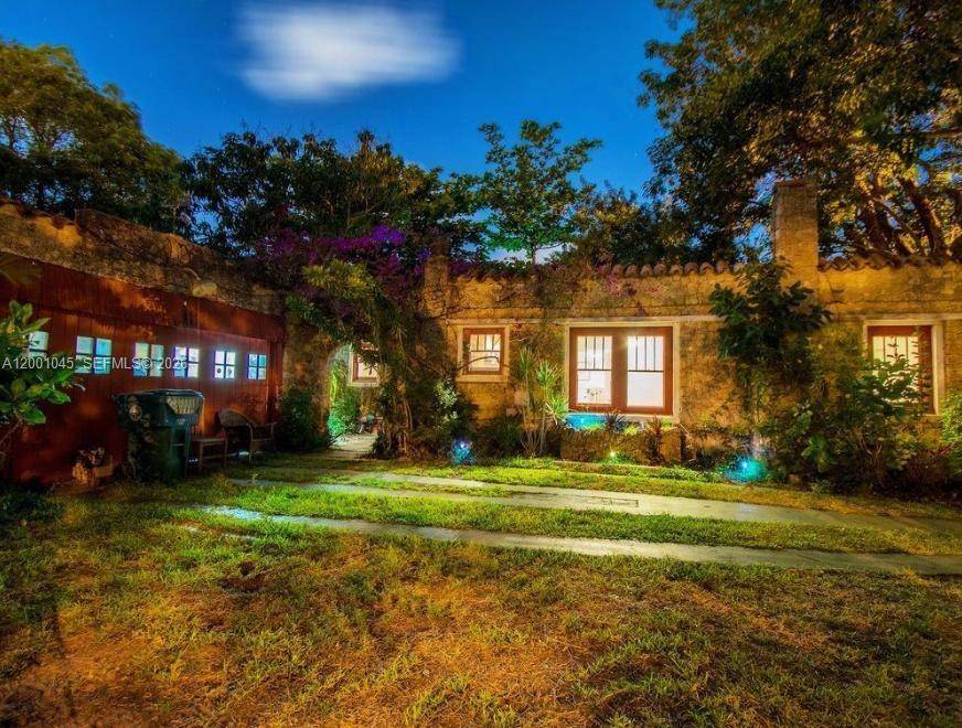 8238 NE 9th AveMiami - picture