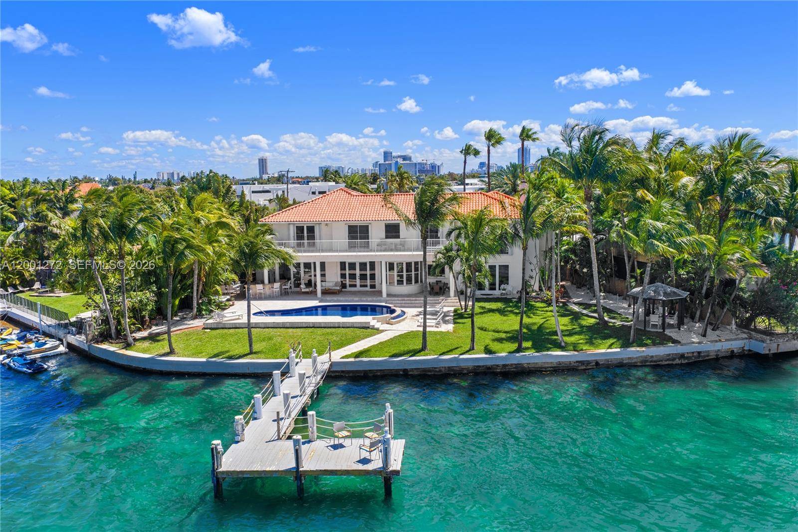 1575 Stillwater DrMiami Beach - picture