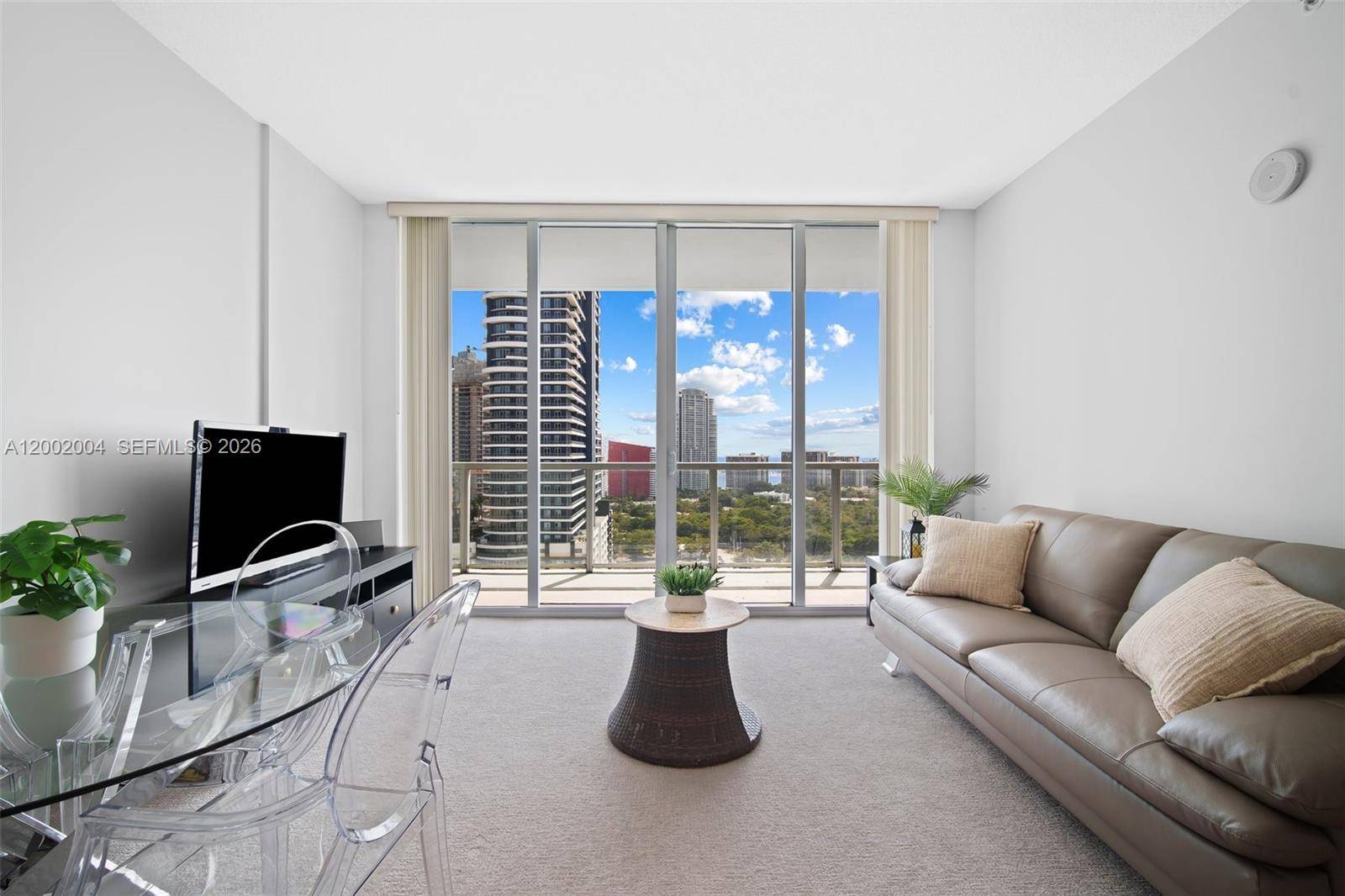 79 SW 12th StMiami - Condo 5+ Stories,Condo condo unit 2503-S - picture