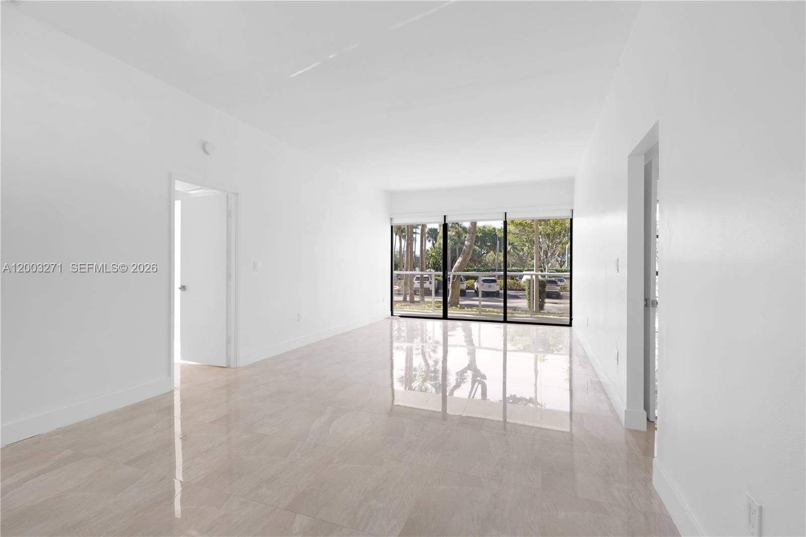 3731 N Country Club DrAventura - Condo 5+ Stories,Condo condo unit 124 - picture