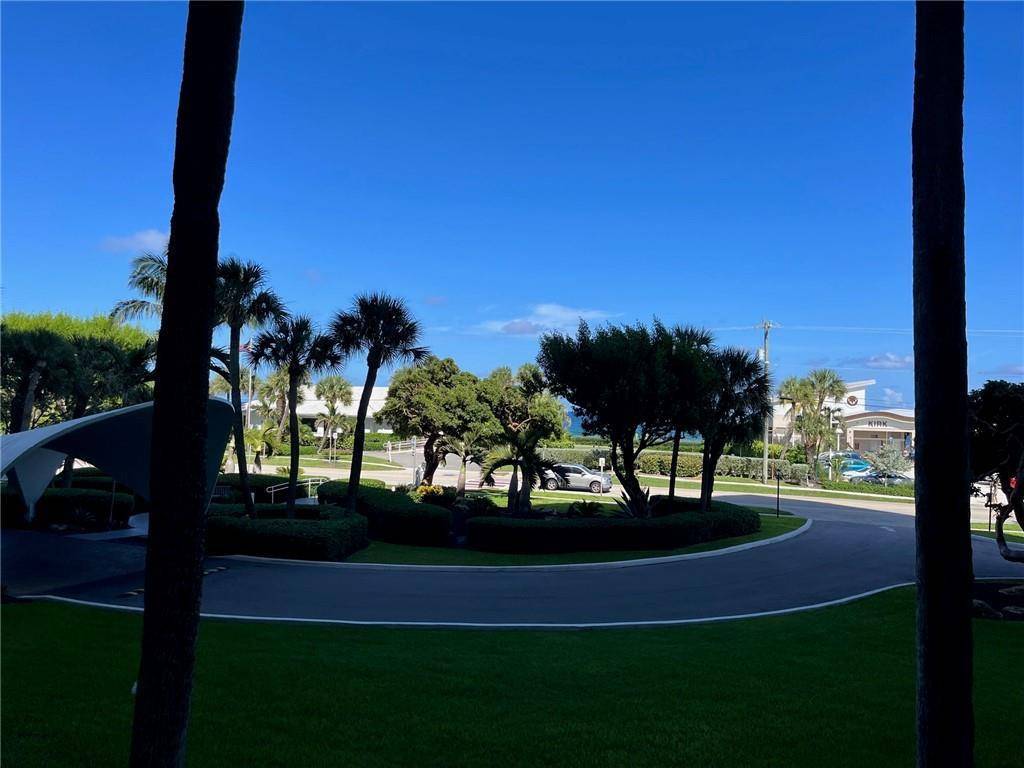 333 NE 21Deerfield Beach - Condo condo unit 304 - picture