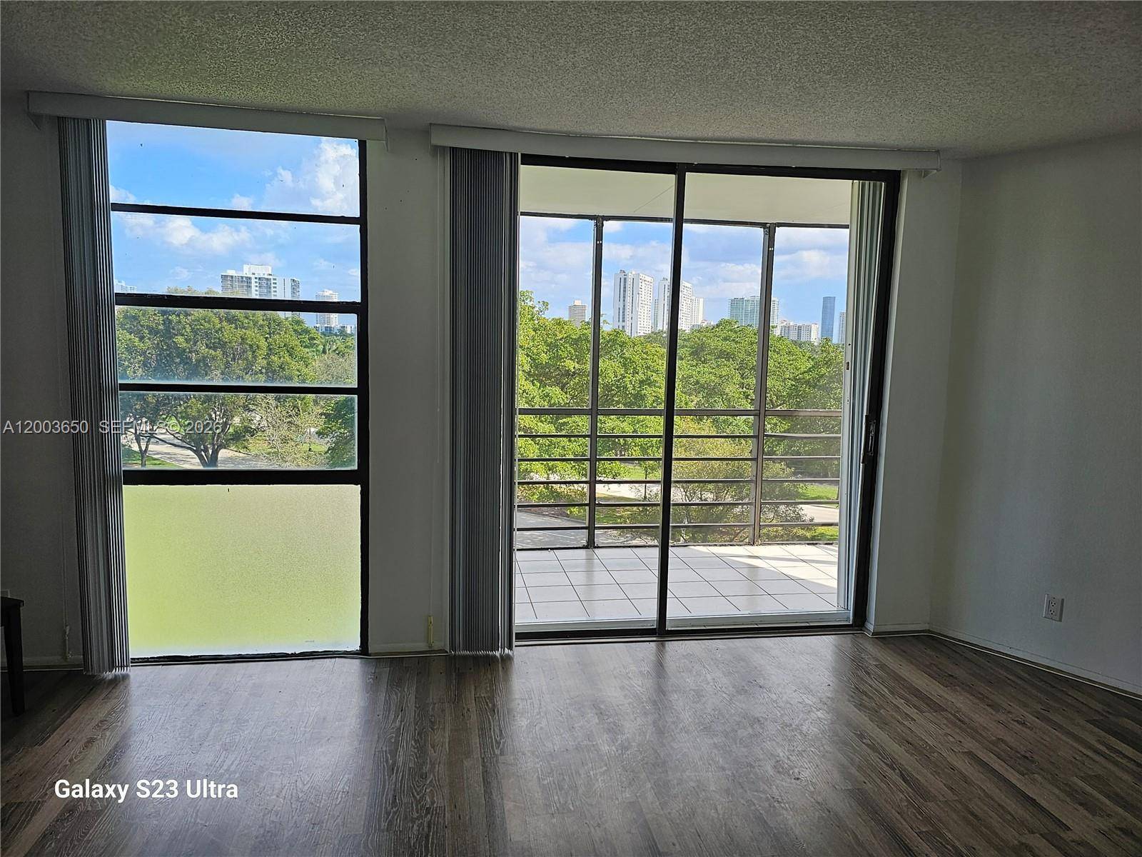 20400 W Country Club DrAventura - Condo 5+ Stories,Condo condo unit 508 - picture